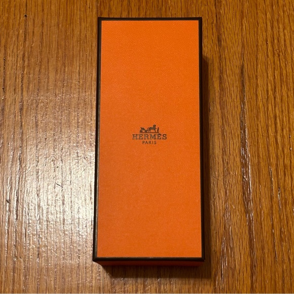 Small Hermes Gift Box - Picture 2 of 9